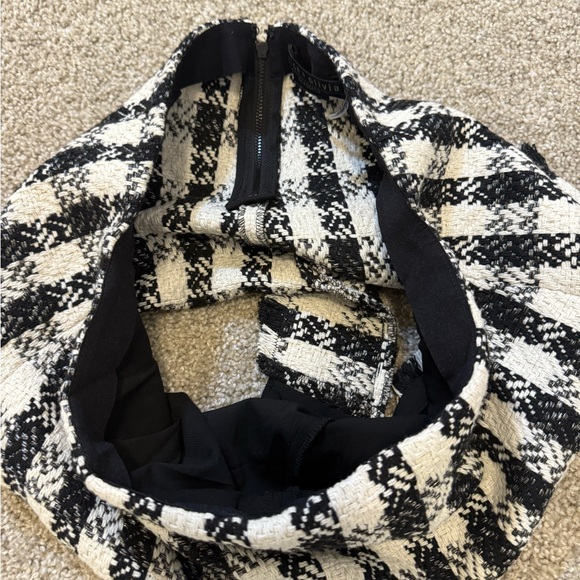 Alice & Olivia MACE TWEED MINI SKORT‎ 6 - Picture 8 of 11